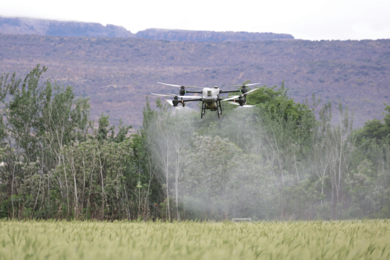 Fumigación por Drone: la revolución tecnológica que está transformando el agro colombiano con Parcelagro
